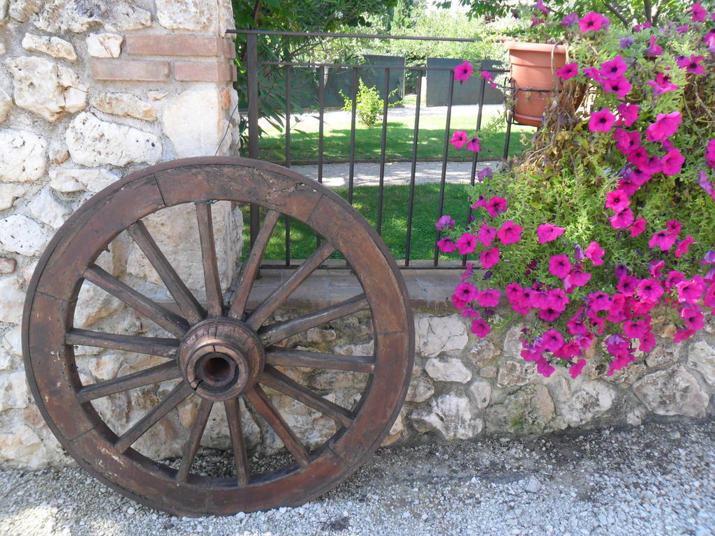 Casale Santa Caterina Aparthotel Amelia Exterior foto