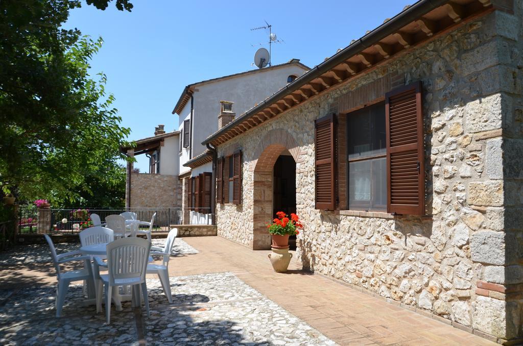 Casale Santa Caterina Aparthotel Amelia Quarto foto